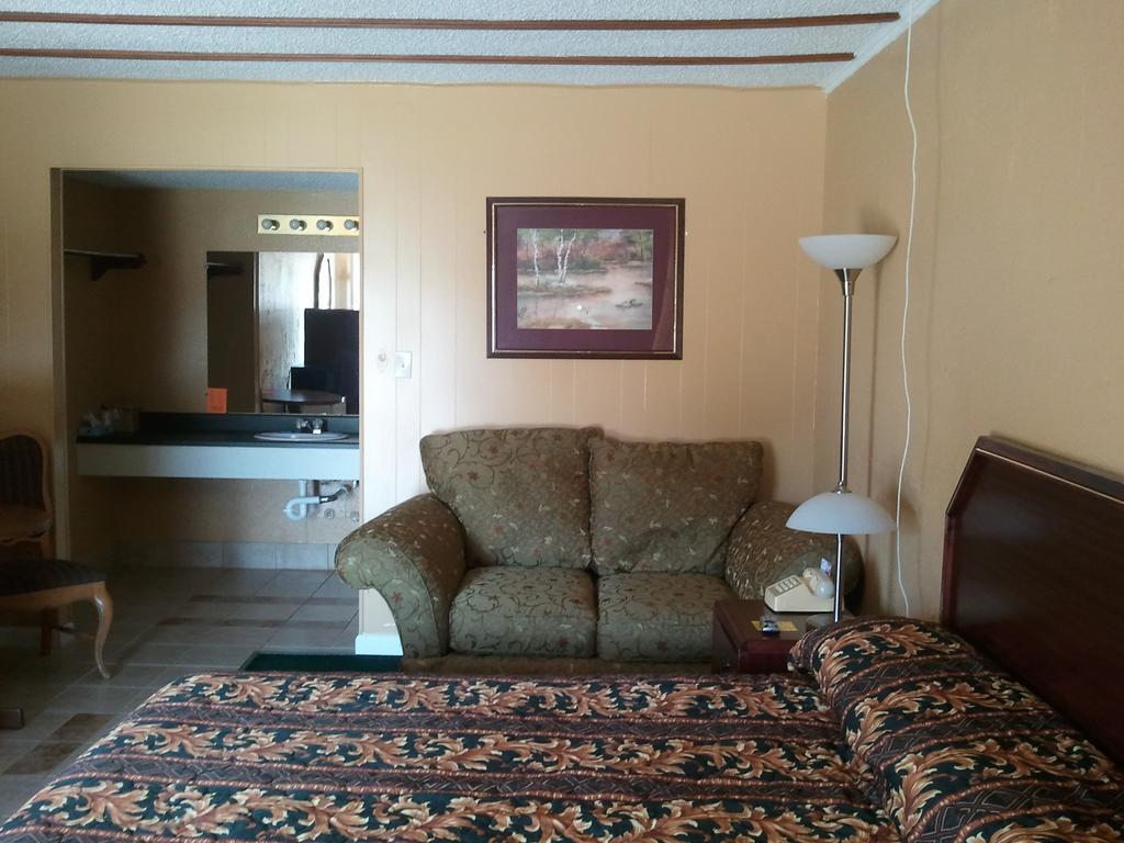 Holiday Motel Hugo ห้อง รูปภาพ