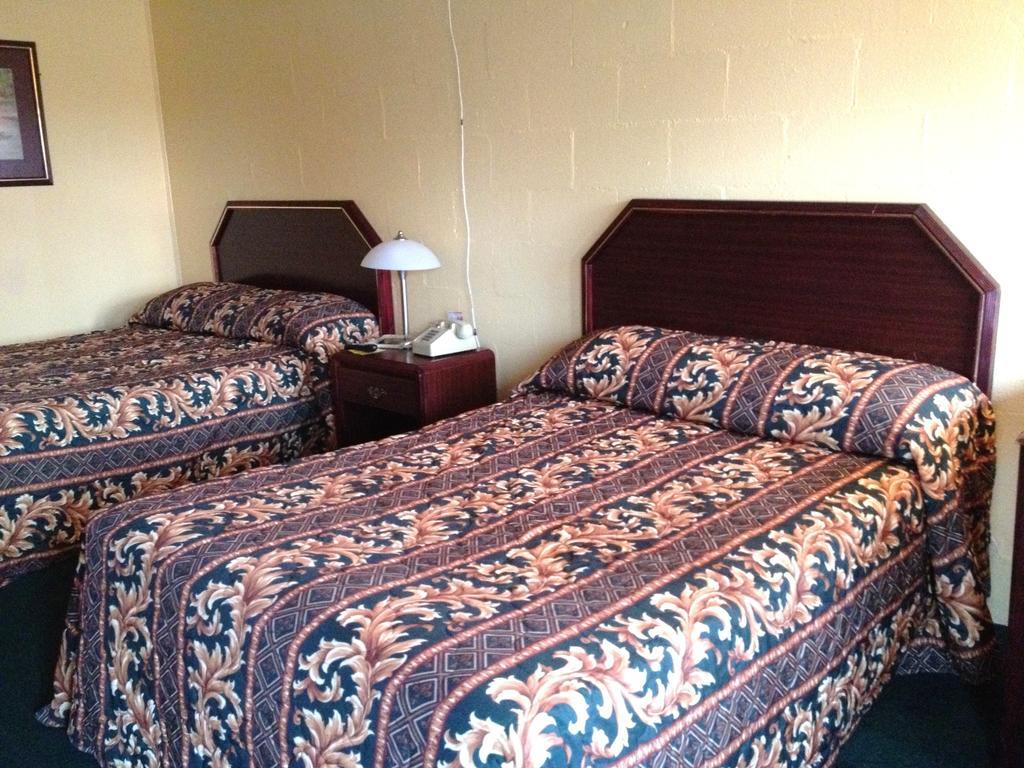 Holiday Motel Hugo ห้อง รูปภาพ