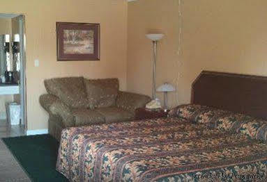 Holiday Motel Hugo ภายนอก รูปภาพ